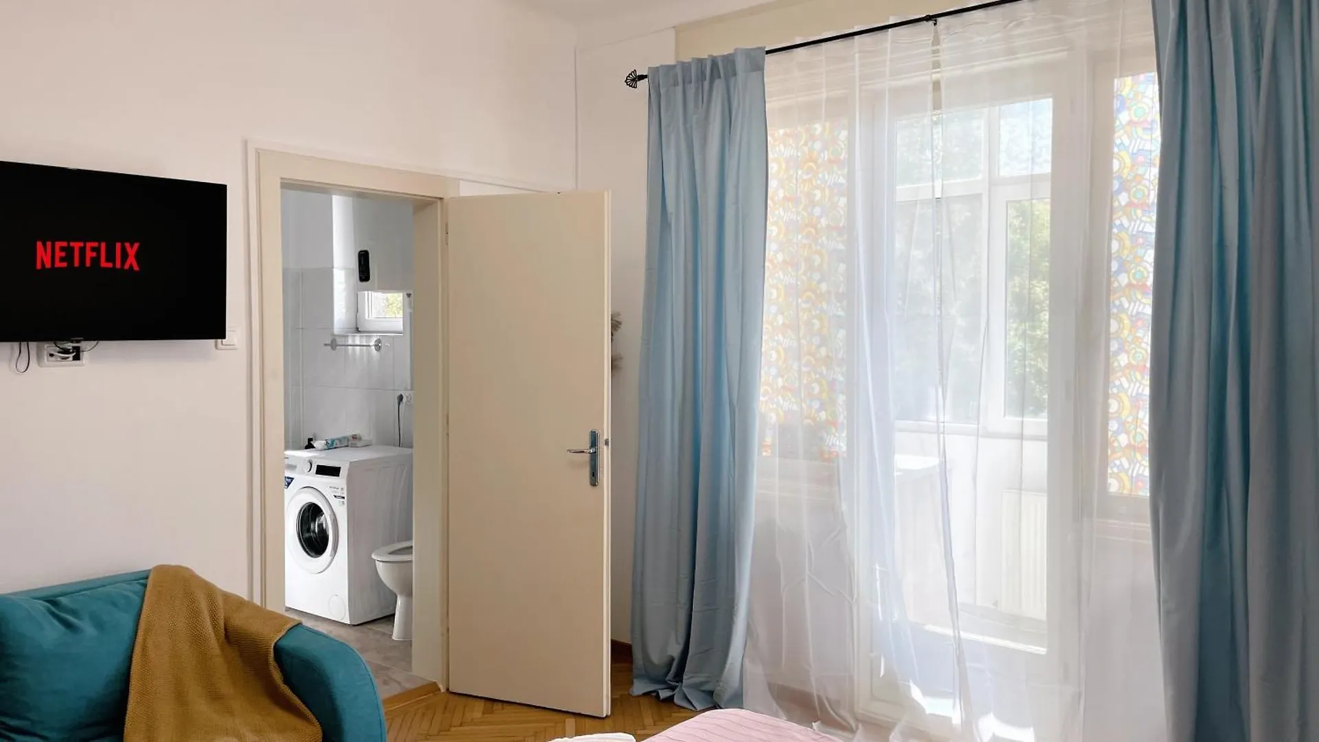 Pinkfluid - Charming Studio In Prime Location Bükreş Romanya